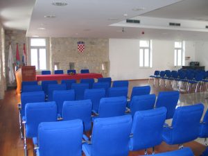 alkarski-dvori-dvorana