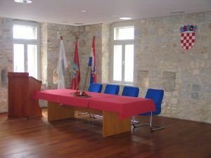 alkarski-dvori-dvorana